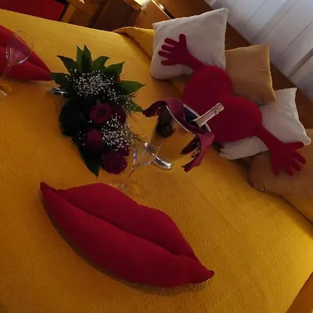 לינה וארוחת בוקר Mille E Notte סן סברינו לוקאנו